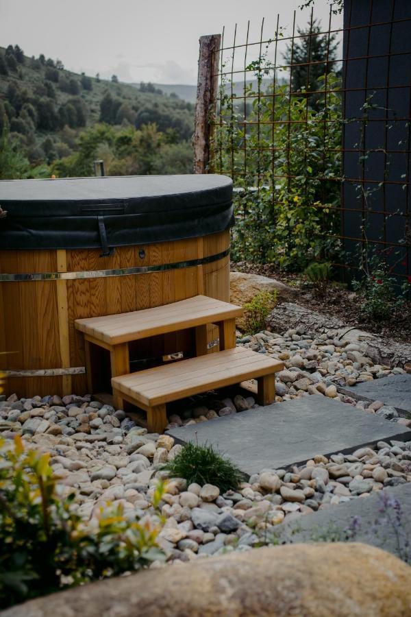 Villa The Deerstone Luxury Eco Hideaway Laragh Exterior foto